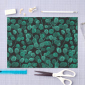 Eucalyptus op zwart tissuepapier (Craft)