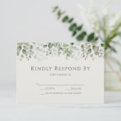 Eucalyptus Sage Green Wedding RSVP Kaartje (Staand voorkant)