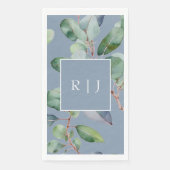 Eucalyptus stoffig blauw monogram groen bruiloft servet (Voorkant)
