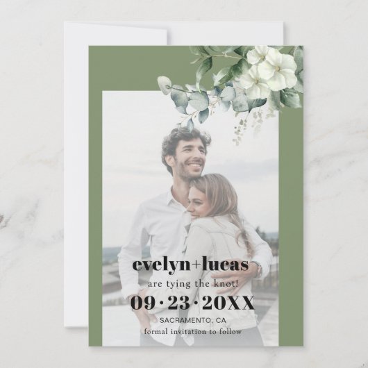 Eucalyptus tak en witte bloemen foto bruiloft save the date (Voorkant)