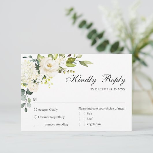 Eucalyptus White Roses Floral Weddenschap RSVP Kaartje (Staand voorkant)