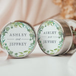 Eucalyptus Wreath Wedding Ronde Sticker<br><div class="desc">Sluit uw uitnodigingsenveloppen of gunsten af met deze elegante botanische trouwstickers met uw namen die zijn omgeven door een poot van luchtige eucalyptustakken en bladeren in zachte groene waterverf. Ontworpen om te coördineren met ons Eucalyptus Wreath bruiloft collectie.</div>
