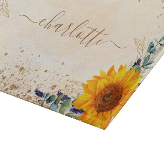 Eucalyptusgroene zonnebloemen roos goudglitter snijplank (Hoek)