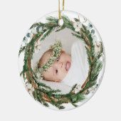 Eucalytus en Pine Wreator Baby met kerstmis Keramisch Ornament (Links)