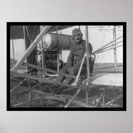 Eugene Lefebvre Zat op zijn vliegtuig 1909 Poster (Voorkant)