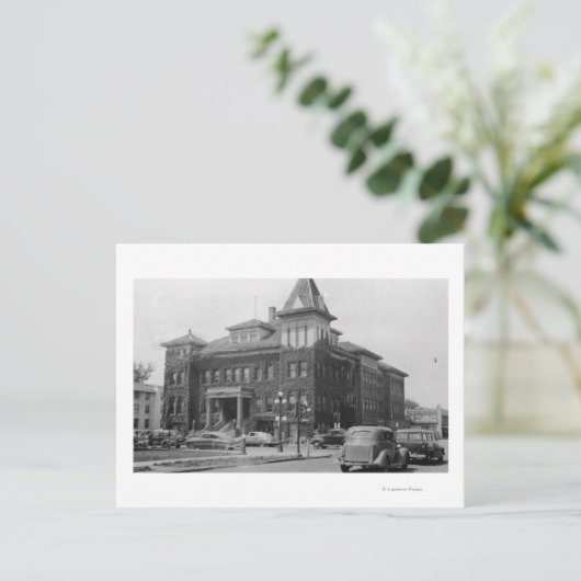 Eugene, Oregon Scene met foto van stadhuis Briefkaart (Staand voorkant)