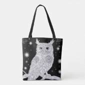 Eule auf Ast unter magischem Sternenhimmel Tote Bag (Achterkant)