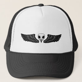 Eulenschädel mit schwarzen Flügeln Trucker Pet