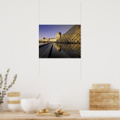 Europa, Frankrijk, Parijs. Le Louvre en glas Poster (Keuken)