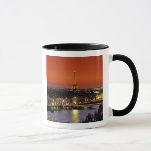 Europa, Frankrijk, Parijs. Zonsondergang uitzicht Mok