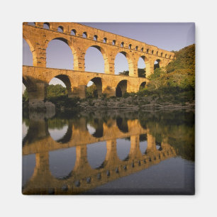 Europa, Frankrijk, Provence, Gard. Pont du Gard, Magneet