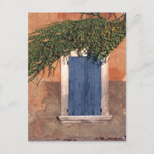 Europa, Frankrijk, Roussillon. Klimop bedekt de mu Briefkaart