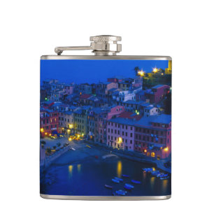 Europa, Italië, Cinque Terre, Vernazza. Heuvelacht Heupfles