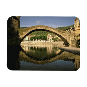 Europa, Italië, Liguria, Dolceacqua, Riviera di Magneet