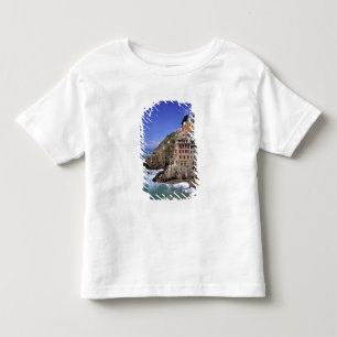Europa, Italië, Riomaggiore. Riomaggiore is gebou Kinder Shirts
