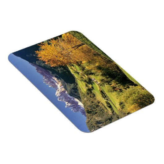 Europa, Italië, Santa Magdalena. Het kleine Magneet (Rechterzijde)