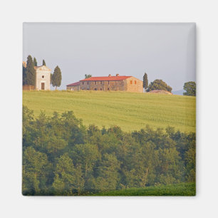 Europa; Italië; Toscane, Kapel op de heuvel Magneet