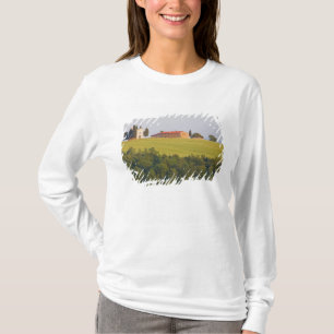 Europa; Italië; Toscane, Kapel op de heuvel T-shirt