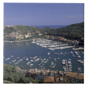 Europa, Italië, Toscane, Porto Ercole, Uitzicht op Tegeltje