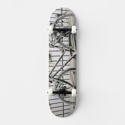 Europa, Nederland, Amsterdam. A Skateboard (Voorkant)