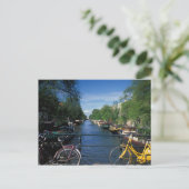 Europa, Nederland, Amsterdam, gele fiets en Briefkaart (Staand voorkant)