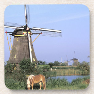 Europa, Nederland, Zuid Holland, Kinderdijk. 2 Bier Onderzetter