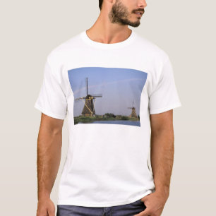 Europa, Nederland, Zuid Holland, Kinderdijk. T-shirt