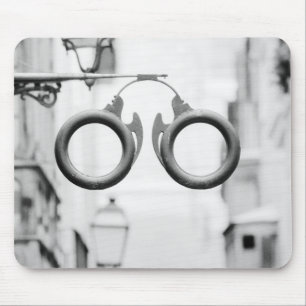 Europa, Spanje, Mallorca. Uitleg bord opticiens, Muismat