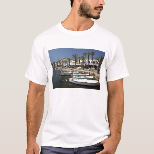 Europa, Spanje, Minorca (ook bekend als Menorca).  T-shirt (Voorkant)