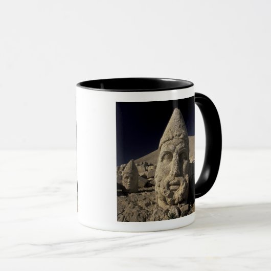 Europa, Turkije, Kurdi. Nemrut Dagh. Mok (Voorkant rechts)