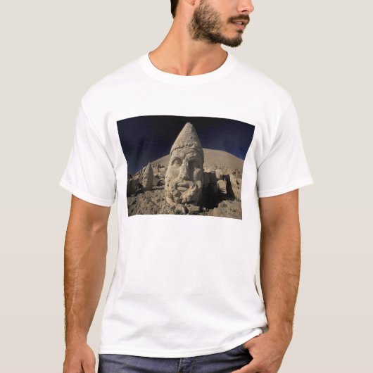 Europa, Turkije, Kurdi. Nemrut Dagh. T-shirt (Voorkant)