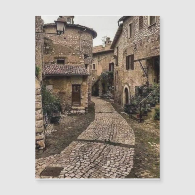   European Stone Path Village (Voorkant)