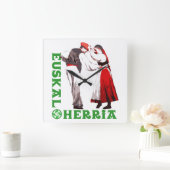 Euskal Herria traditionele Baskische dansers, Vierkante Klok (Huis)