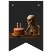 Even Skeletons Deserve a Birthday Slice Vlaggetjes (Eerste vlag)