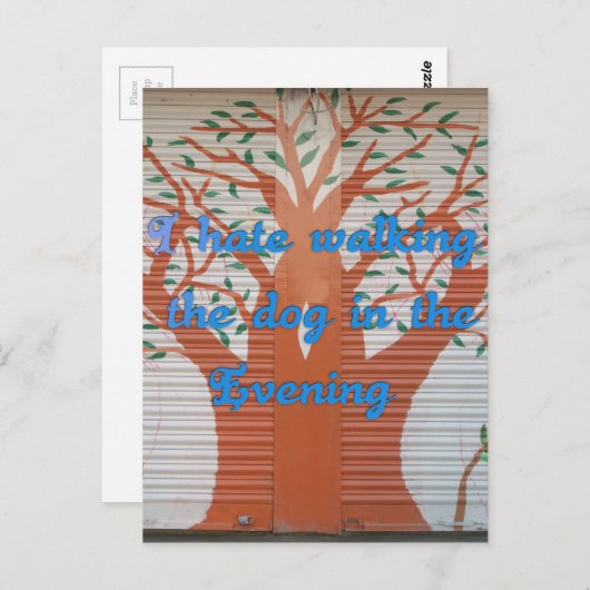 Evening Dog Walk Dread beroemd gemaakt door I Hate Briefkaart (Voorkant / Achterkant)