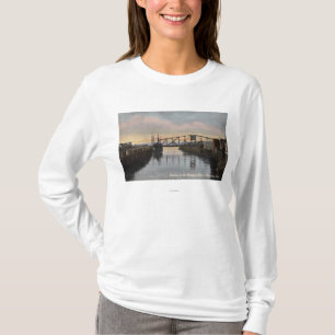 Evening Scene op de rivier de Wishkah T-shirt