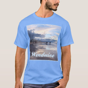 Evening Sky Wenduine Beach, België T-shirt