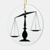 Evenwichtige weegschalen keramisch ornament (Links)