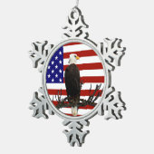 Ever Vigilant Bald Eagle Tin Sneeuwvlok Ornament (Rechts)