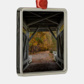 Everatt Road Covered Bridge Metalen Ornament (Rechts)