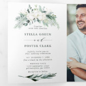 Evergreen & Cotton Flowers Elegant Wedding Photo Drieluik Uitnodiging (Binnenzijde eerst)
