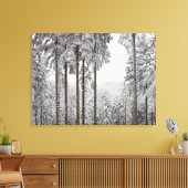 Evergreen forest in de winter canvas afdruk (Insitu (Woonkamer))