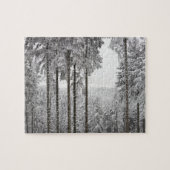 Evergreen forest in de winter legpuzzel (Horizontaal)