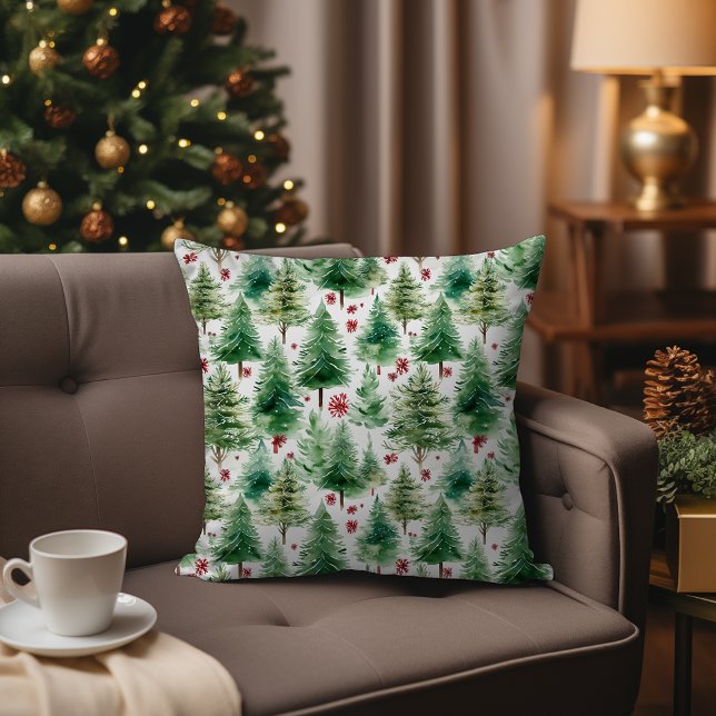Evergreen kerstboom Waterverf winterbos Kussen (Evergreen Christmas Tree Watercolor Winter Forest Throw Pillow in Christmas Living Room)