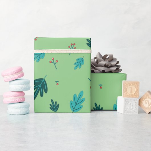 Evergreen Tree Leaves en Red Holly Berries Cadeaupapier (Baby Shower)