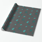 Evergreen Tree Leaves en Red Holly Berries Cadeaupapier (Uitgerold)