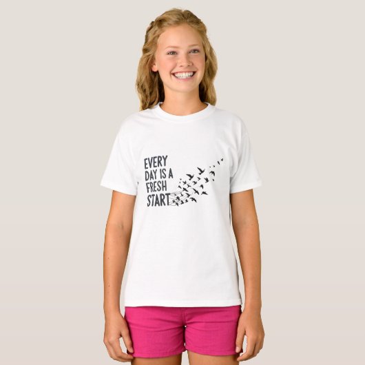 Every Day Is A Fresh Start Wall Clock T-shirt (Voorkant volledig)