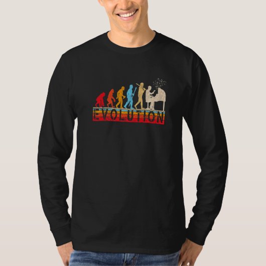 Evolutie van Man retrorstijl pianospeler T-shirt (Voorkant)