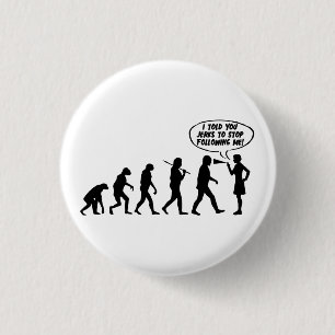 Evolutie van vrouwenpeper spray - Grappig feminist Ronde Button 3,2 Cm