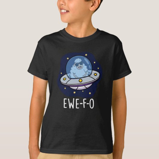 Ewe-F-O Funny UFO Pun Dark BG T-shirt (Voorkant)